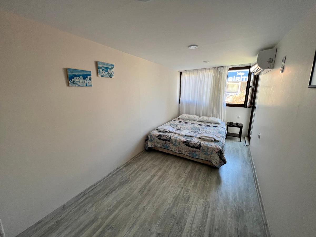 Giritli Rum Meyhanesi & Butik Otel Karaburun  Exterior photo