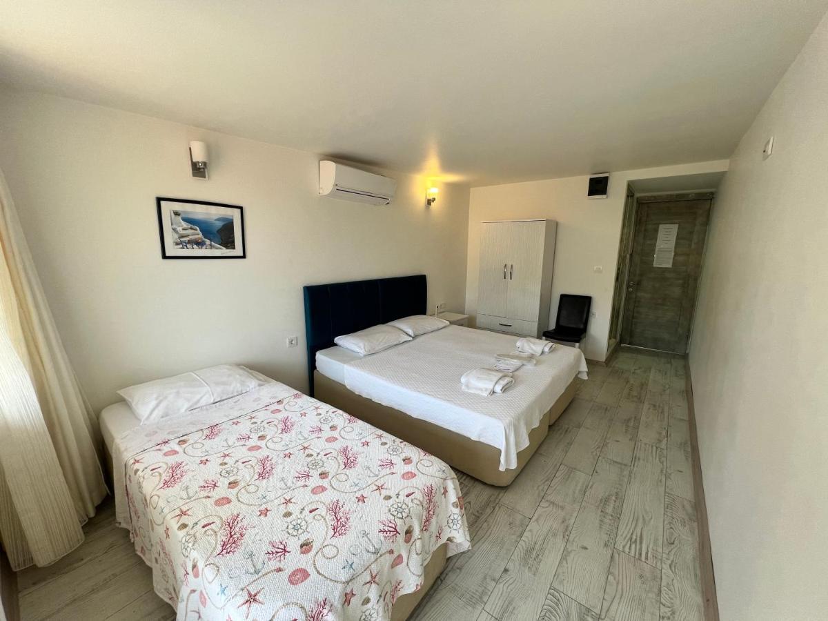 Giritli Rum Meyhanesi & Butik Otel Karaburun  Exterior photo